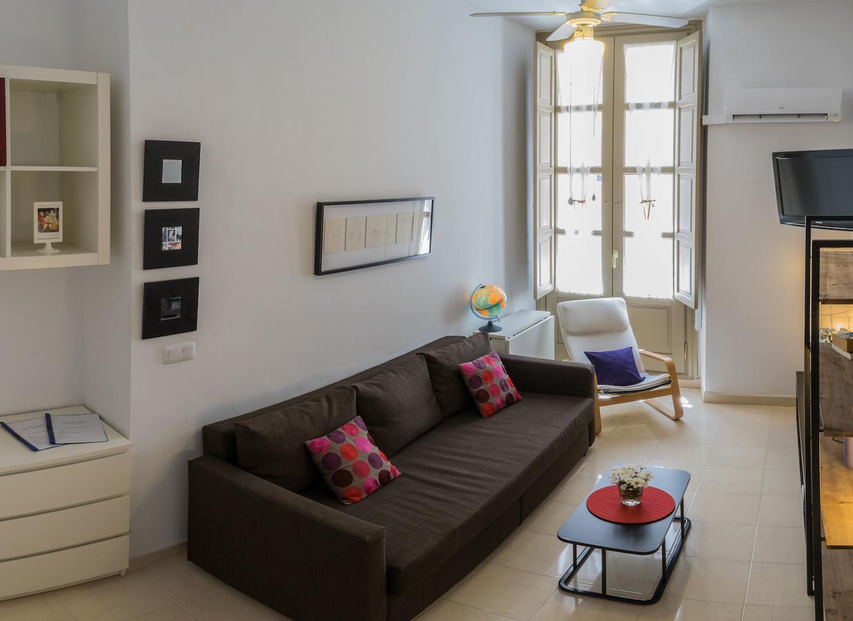 Malama Apartamentos Turisticos Málaga Exterior foto